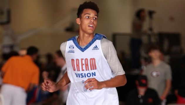 Photo via UMHoops.com